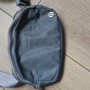 Lululemon Everywhere Belt Bag with Long Strap 1L